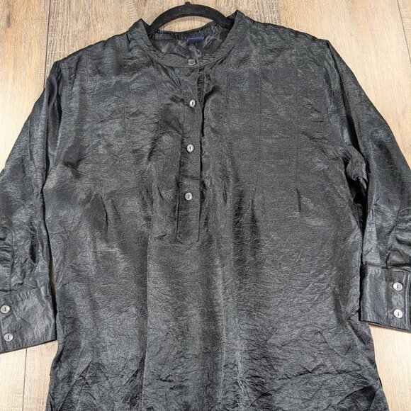 Gap Top Womens XL Black Satin 3/4 Sleeve 1/2 Button Up Lightweight Whimsigoth - Picture 1 of 10